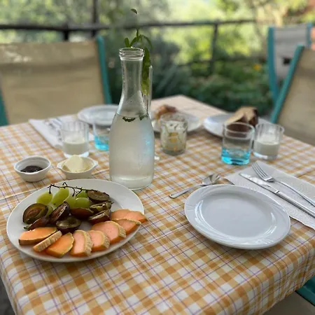 Bed & Breakfast Monte Paradiso 3*